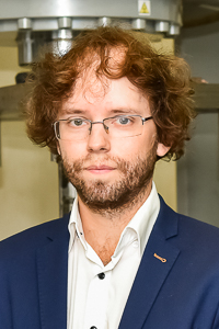 Рогачев  Станислав Олегович