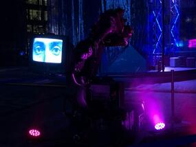 Интерактивная инсталляция с AI-механиками «Знакомьтесь, Толик vol.3»