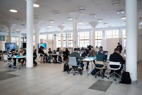 Студенты на MISIS Robotics Week